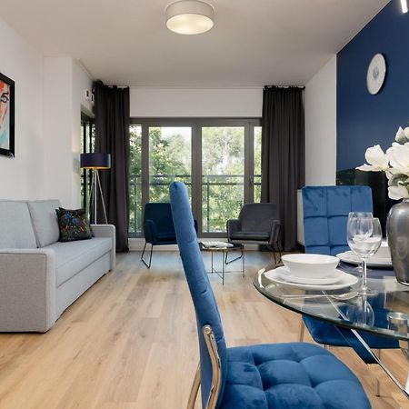 Apartment Avenue Solidarnosci On Wola By Noclegi Renters Варшава Екстериор снимка